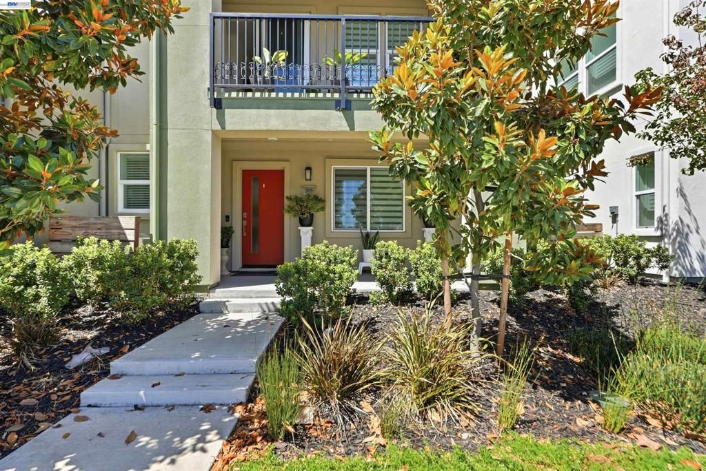 895 Manor Blvd, San Leandro