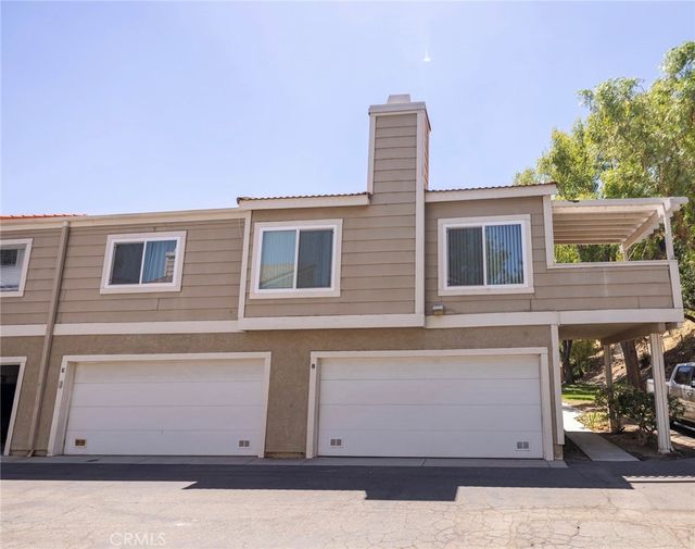 31371 The Old Rd # E, Castaic