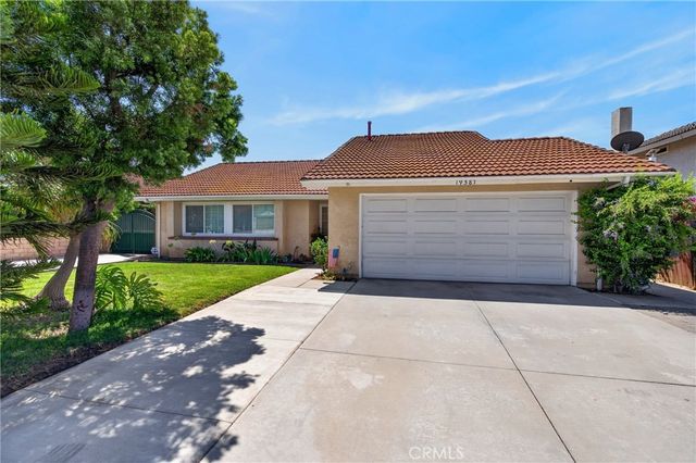 19587 Tangelo, Riverside