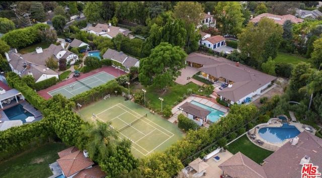 4678 White Oak Avenue, Los Angeles