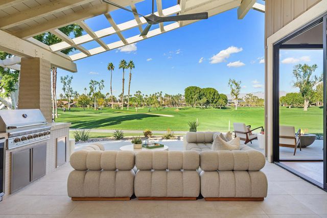 150 Running Springs Drive, Palm Desert