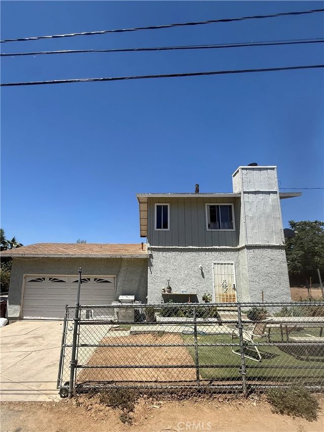 23748 Cypress, Canyon Lake