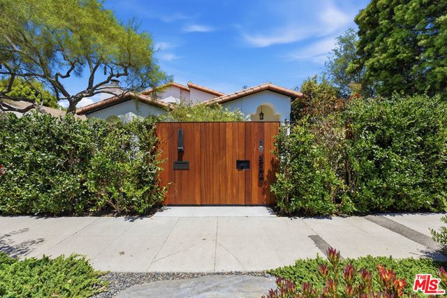 2900 Clune Avenue, Los Angeles