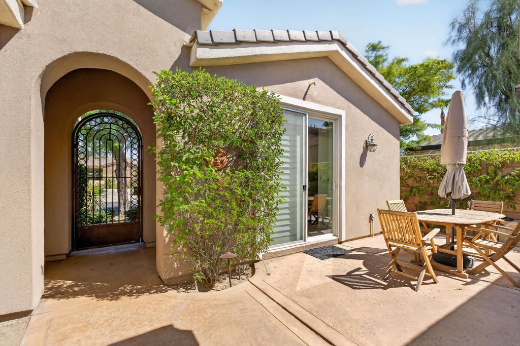 60419 Honeysuckle Street, La Quinta