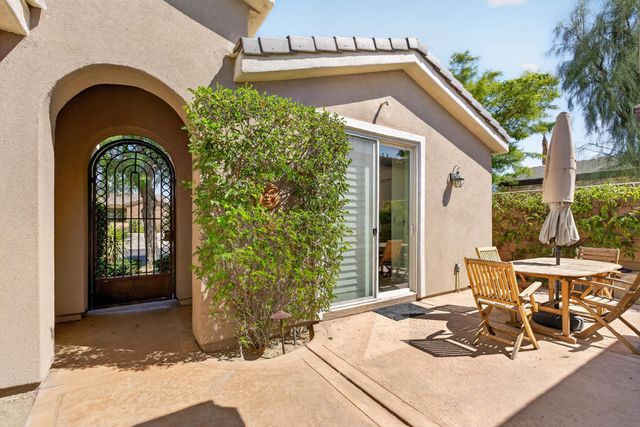 60419 Honeysuckle Street, La Quinta