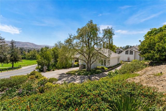 1881 Lemon Heights Drive, North Tustin