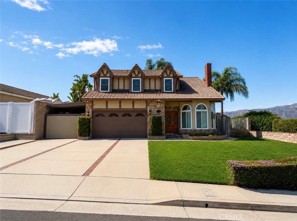 8505 E Meadowridge, Anaheim Hills