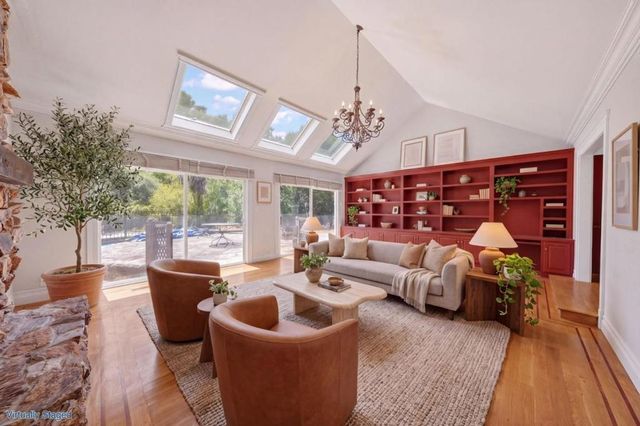 25489 Palomares Road, Castro Valley