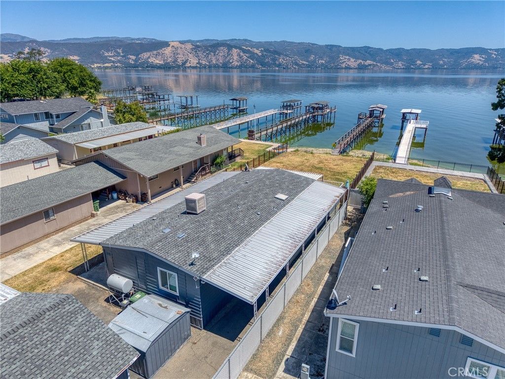 4356 Lakeshore Boulevard, Lakeport
