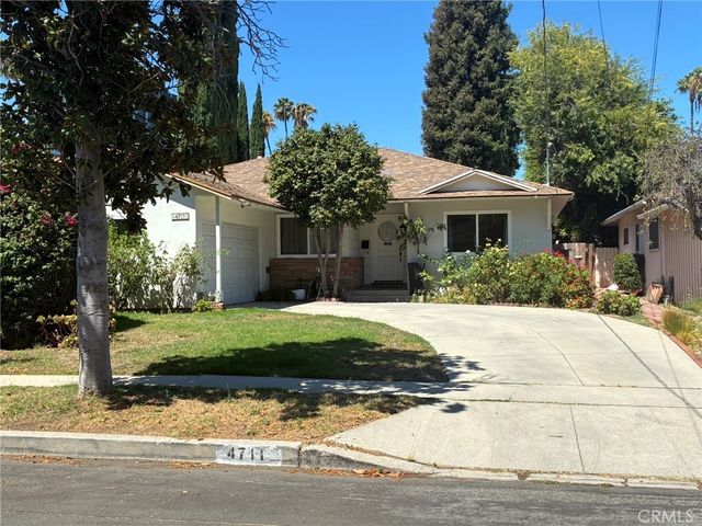 4711 Aqueduct, Encino