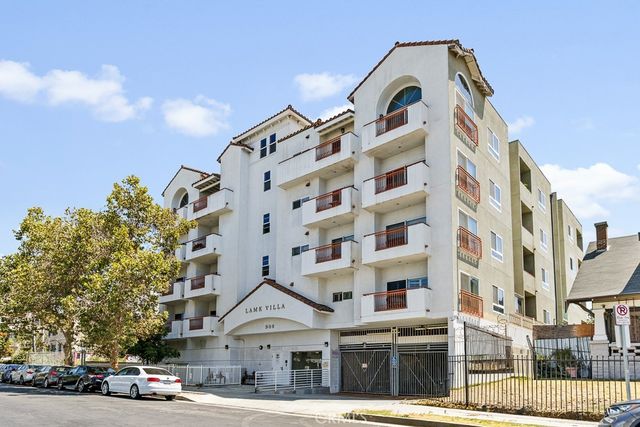 908 S Ardmore Avenue # 304, Los Angeles