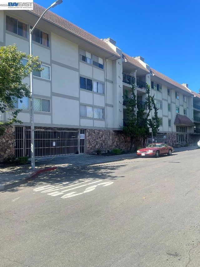 400 Davis # 301, San Leandro