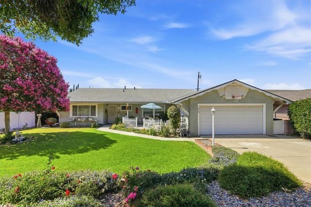 614 Azure Court, Upland