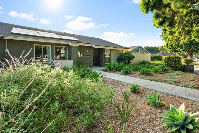 441 Los Arbolitos, Oceanside