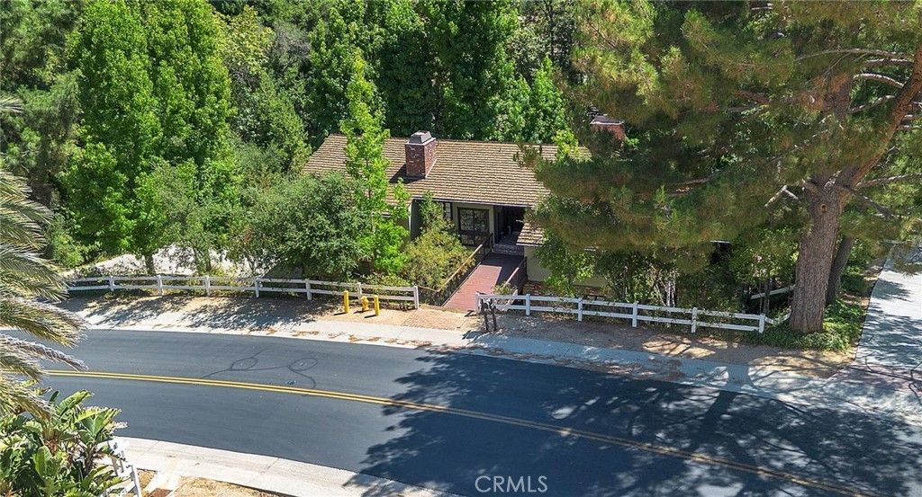 84 Buckskin Road, Bell Canyon