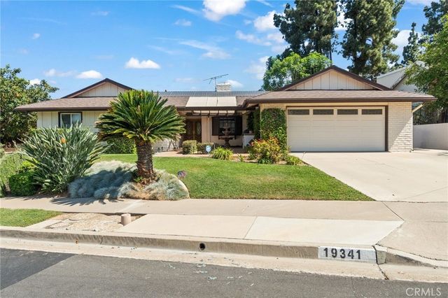 19341 Willowbrook, Yorba Linda