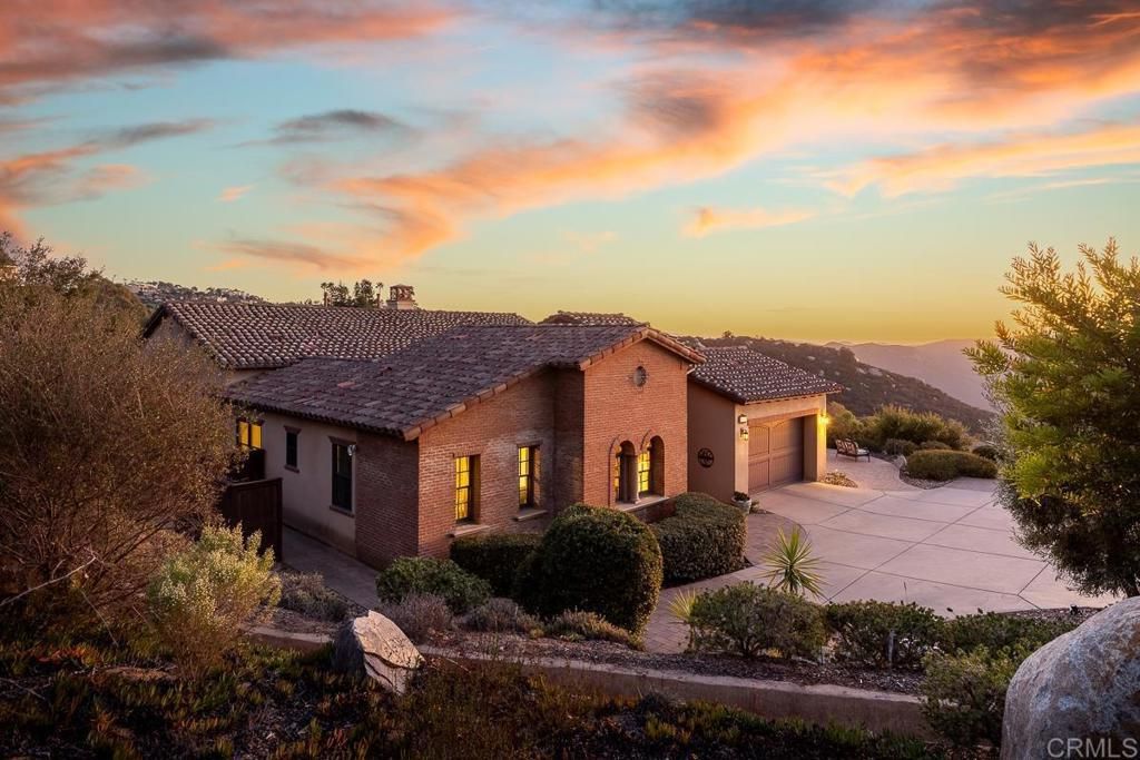 29472 Welk Highland Dr., Escondido