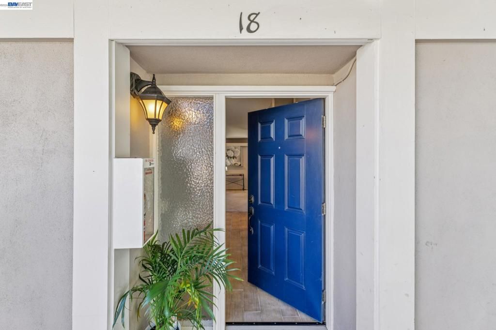 2133 Donald Dr # 18, Moraga