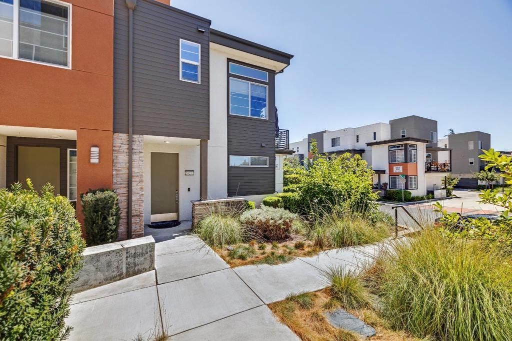 29272 Hub Lane, Hayward