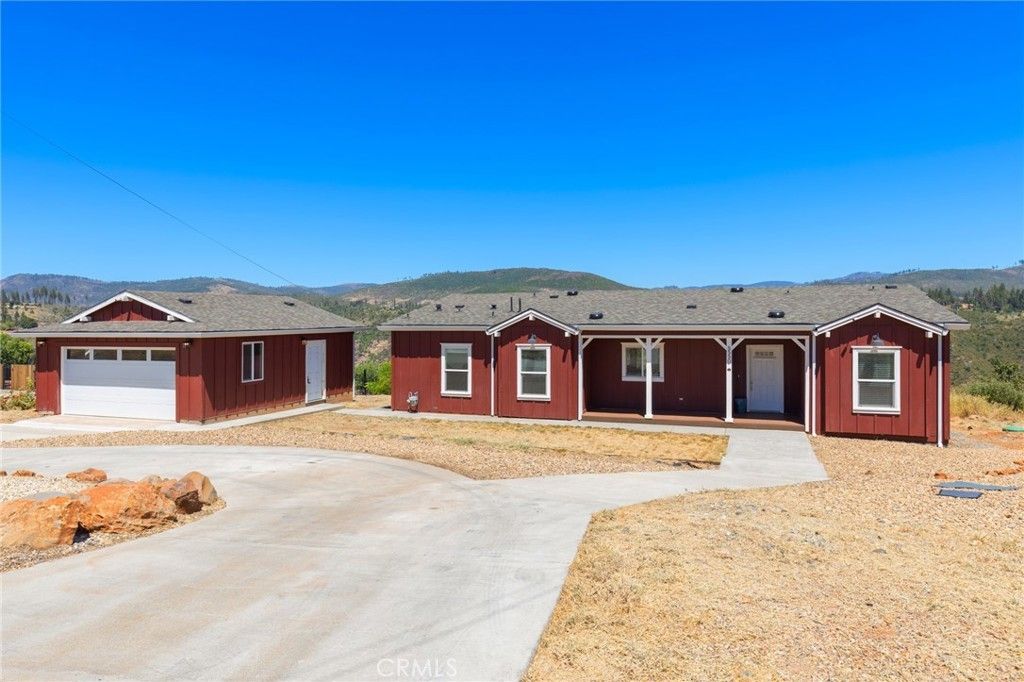 5550 Feather River Place, Paradise