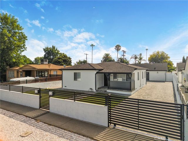 7044 Tyrone Avenue, Van Nuys