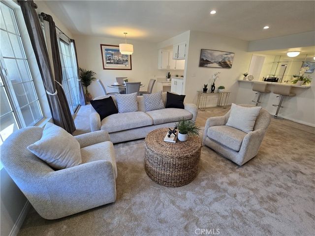 4647 Willis Avenue # 220, Sherman Oaks