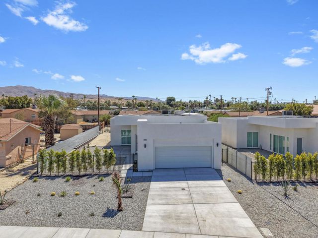 15464 Avenida Rambla, Desert Hot Springs
