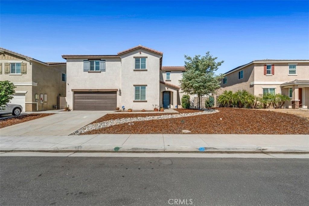4637 Snap Dragon, Jurupa Valley