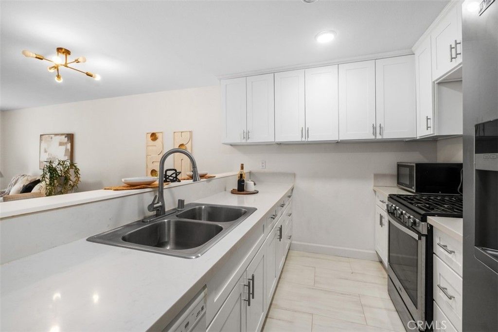 324 Tangelo, Irvine