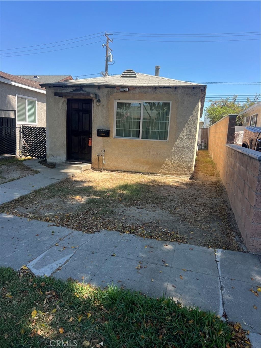 2114 Cowlin, Commerce