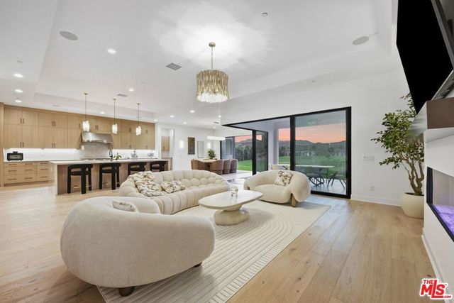 12061 N Northstar Lane, Porter Ranch