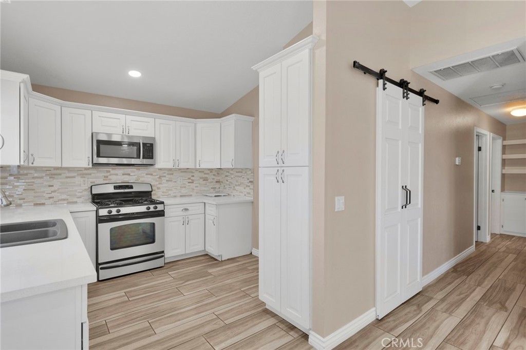 14598 Hidden Canyon Lane, Victorville