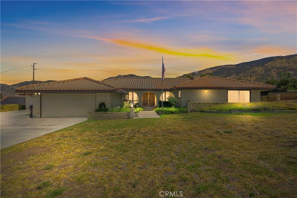 35174 Ivy, Yucaipa