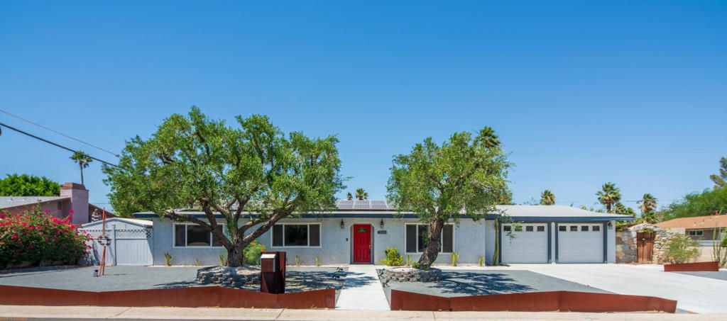 2120 E Del Lago Road, Palm Springs
