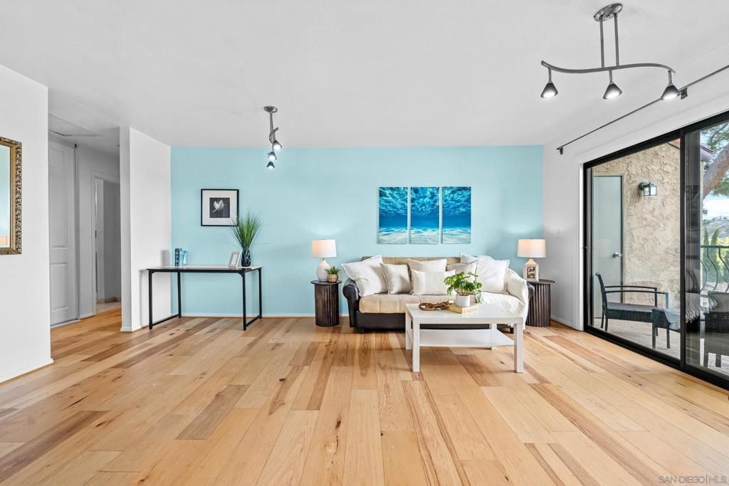 7320 Park Ridge Blvd # 216, San Diego