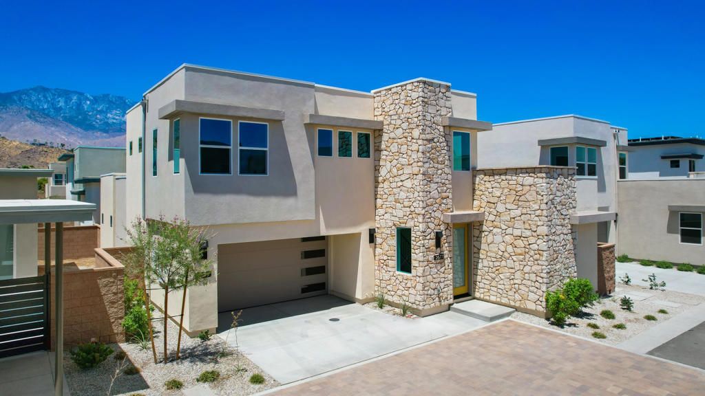 2667 Maverick Lane, Palm Springs
