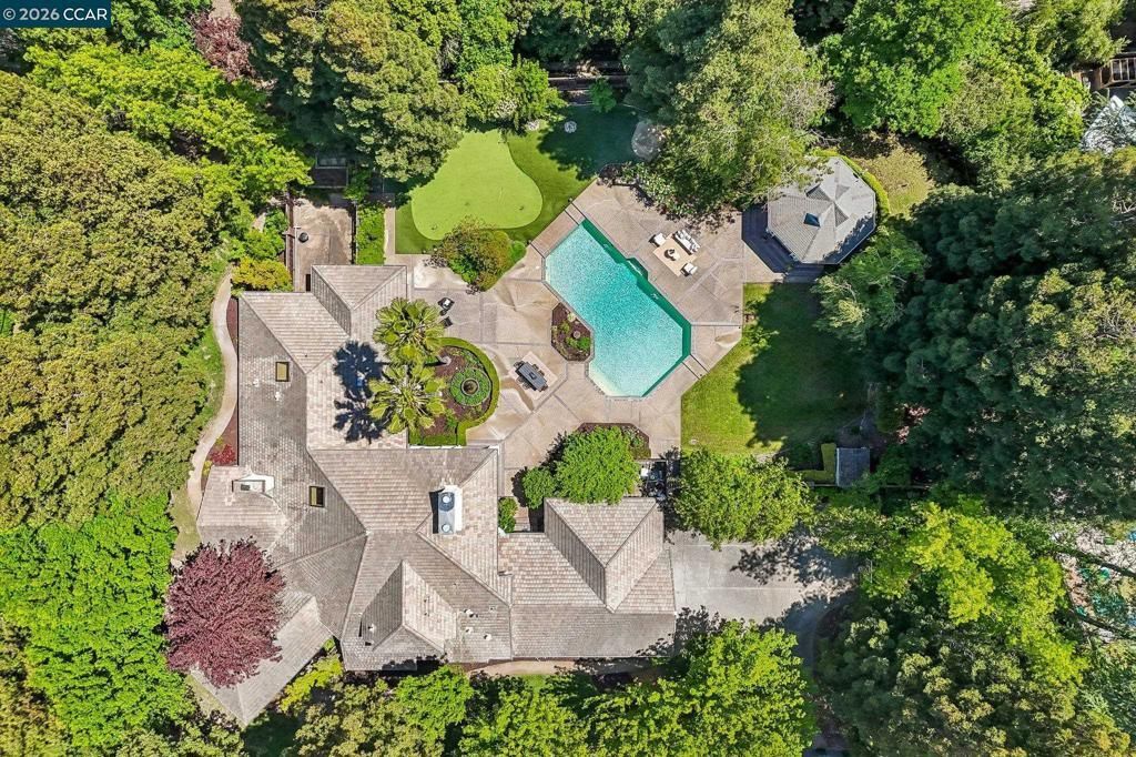 31 Tierra Verde Ct, Walnut Creek