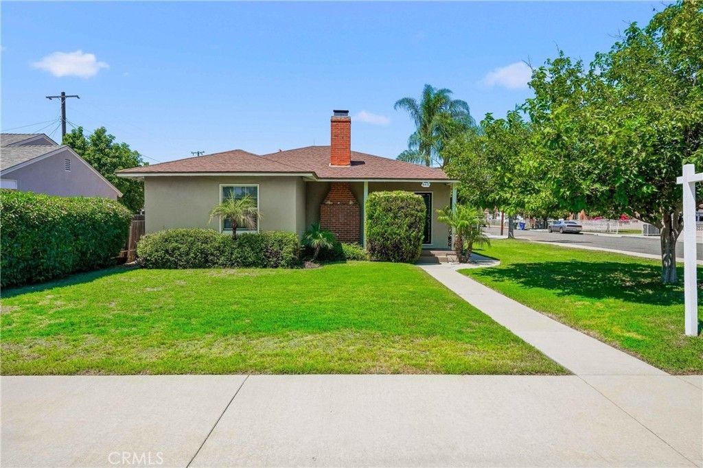 943 E Olive, Pomona