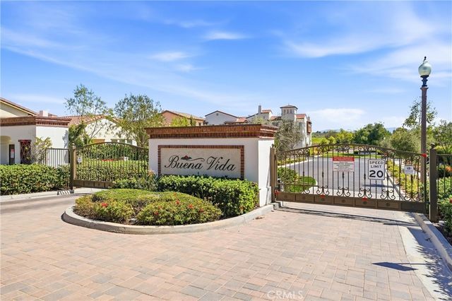 220 Buena Vida Drive # 308, Brea