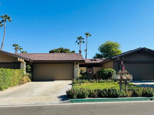 203 Wild Horse Drive, Palm Desert