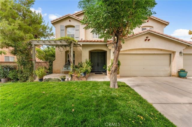 2821 E Avenue J4, Lancaster