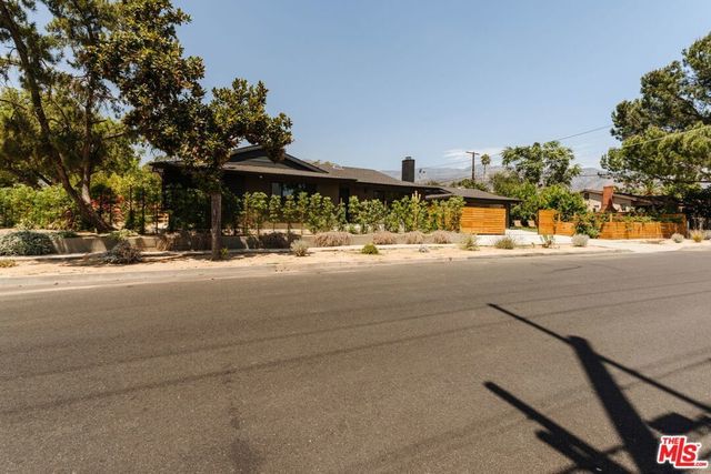 1487 Asbury Drive, Pasadena