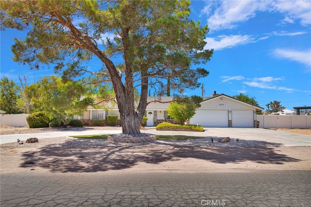 20187 Itasca Road, Apple Valley