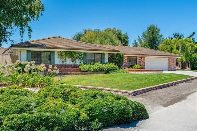 2198 Creekside, Solvang