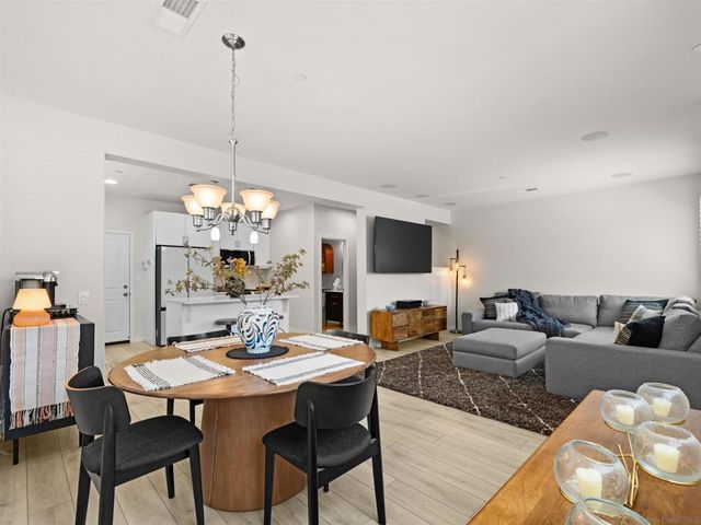 1323 Keck, Chula Vista