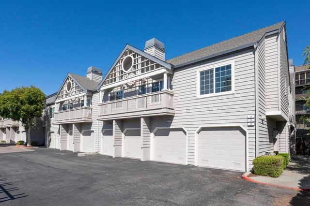 935 Old County Road # 22, Belmont