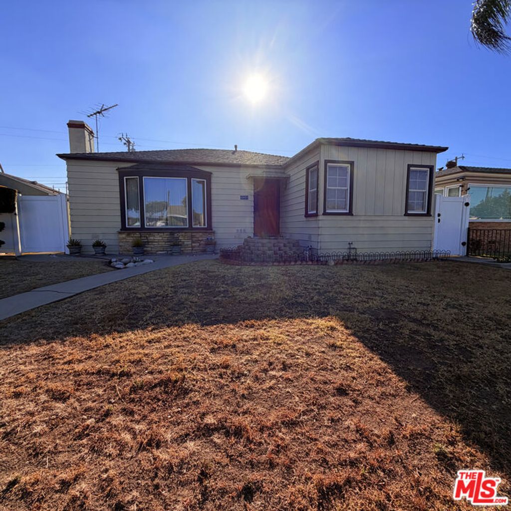 805 Bradshawe Street, Montebello