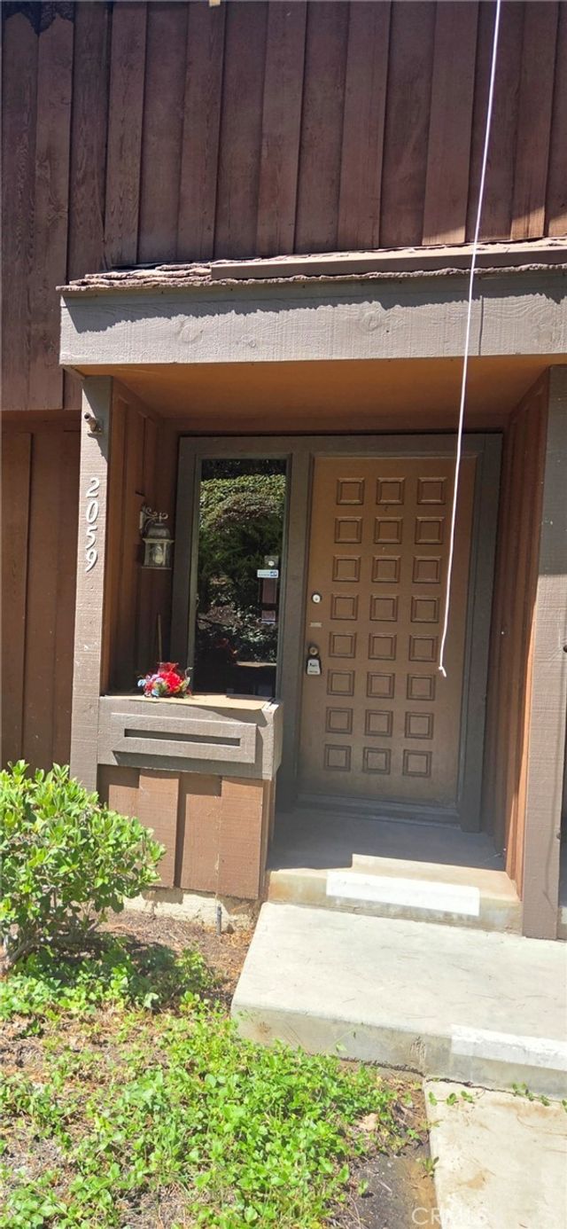 2059 Stonewood Court, Los Angeles