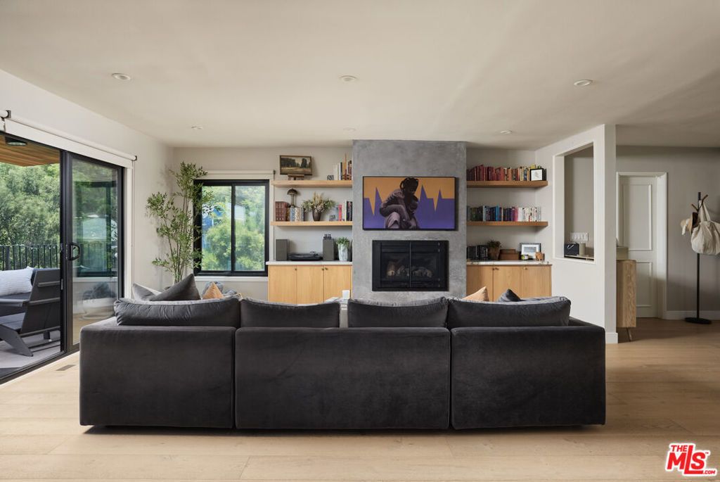 3731 Blue Canyon Drive, Studio City