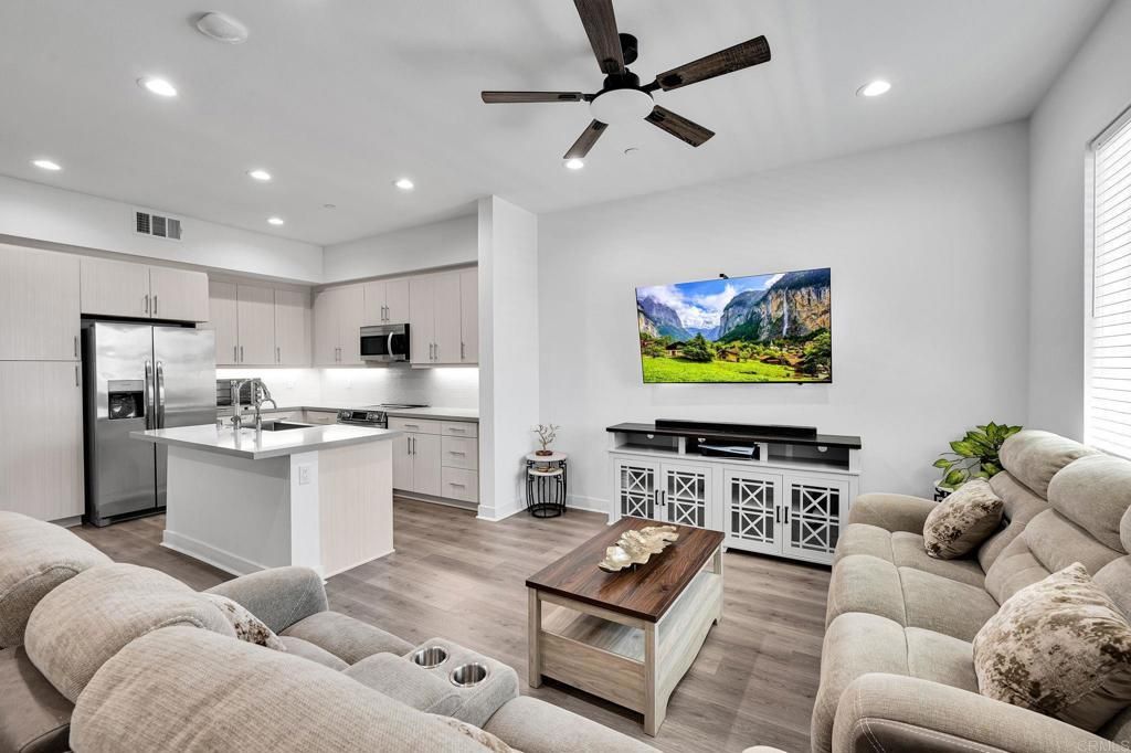 1319 Yannis Court, El Cajon